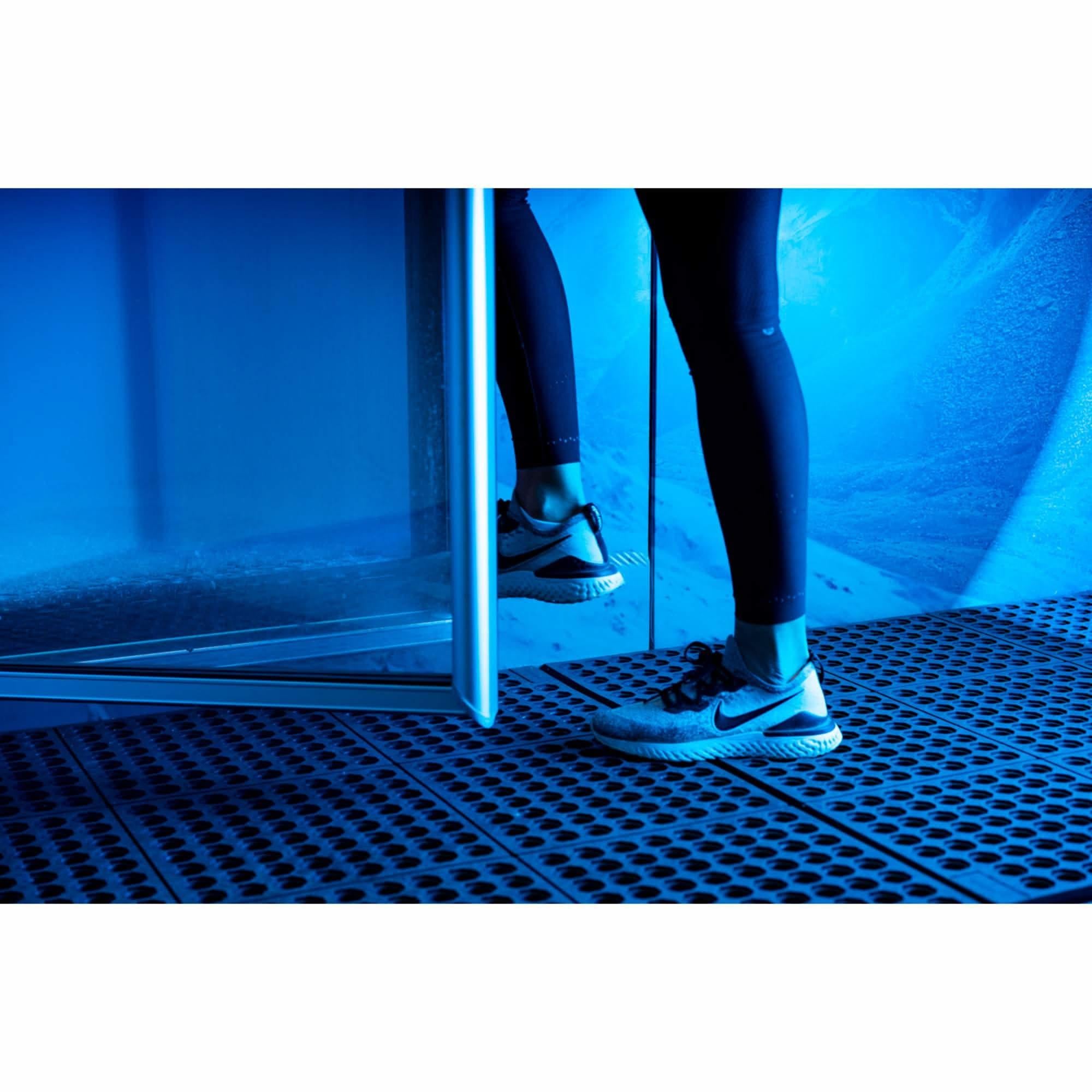 CryoBuilt: Everest Peak | Full Electric Cryotherapy Chamber.