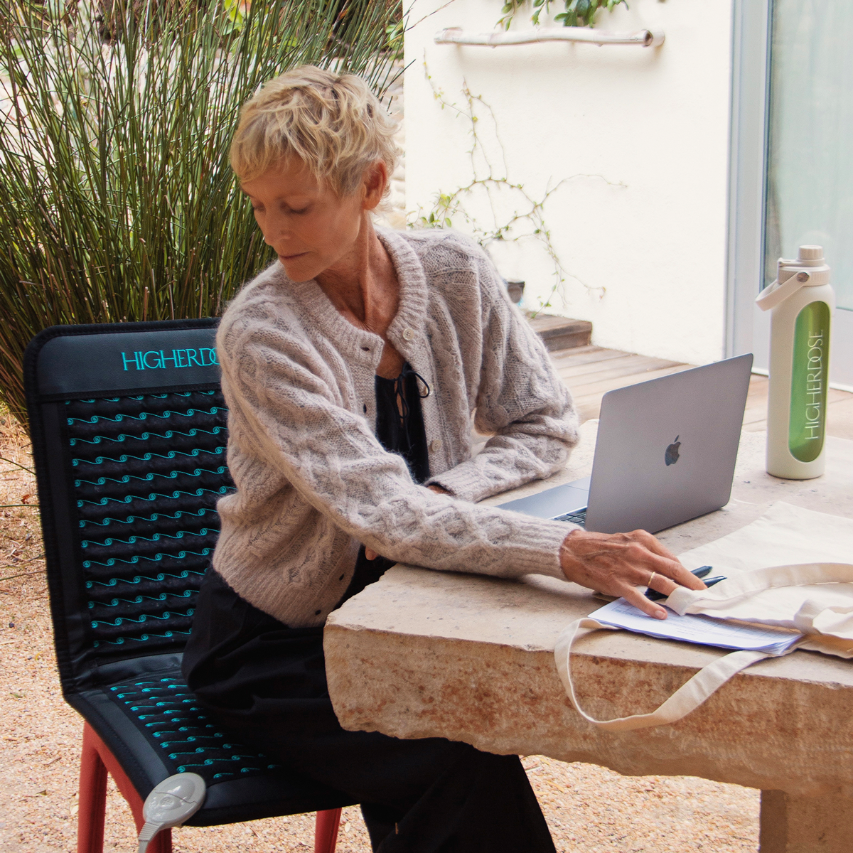 HigherDOSE Infrared PEMF Go Mat - Elite Holistic Fitness