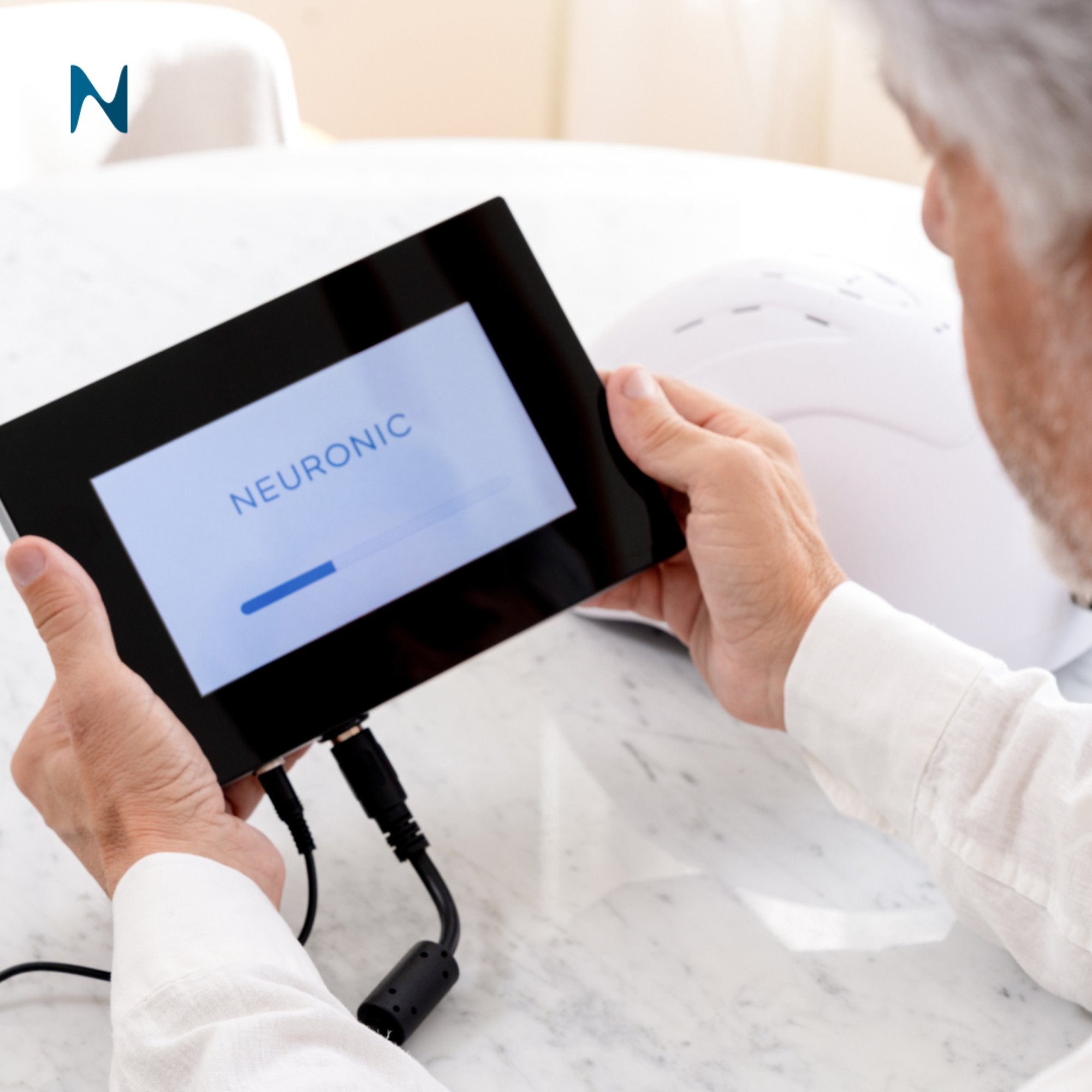 Neuronic Neuradiant 1070 – Transcranial Photobiomodulation Helmet