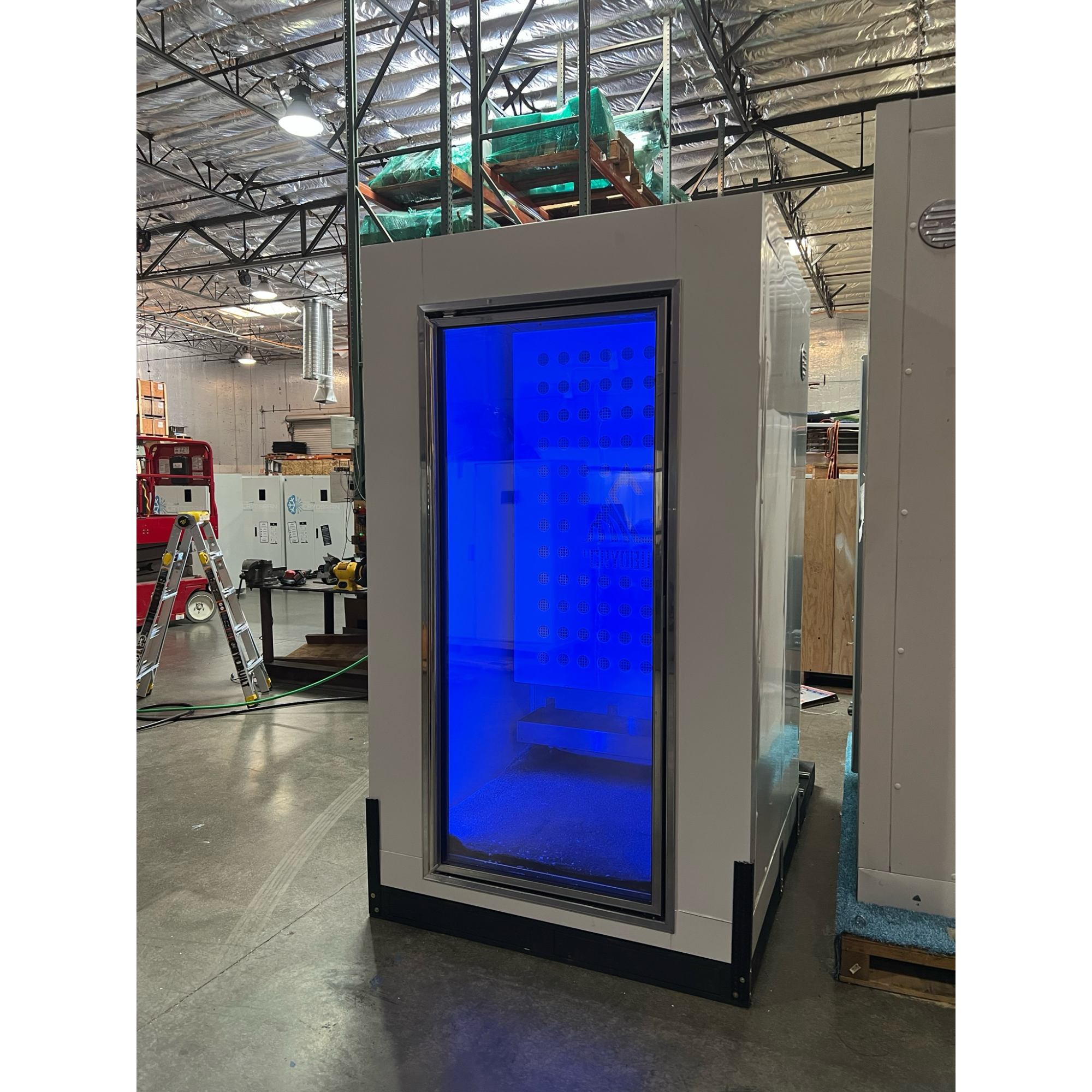 CryoBuilt: Everest Move | Full Electric Cryotherapy Chamber