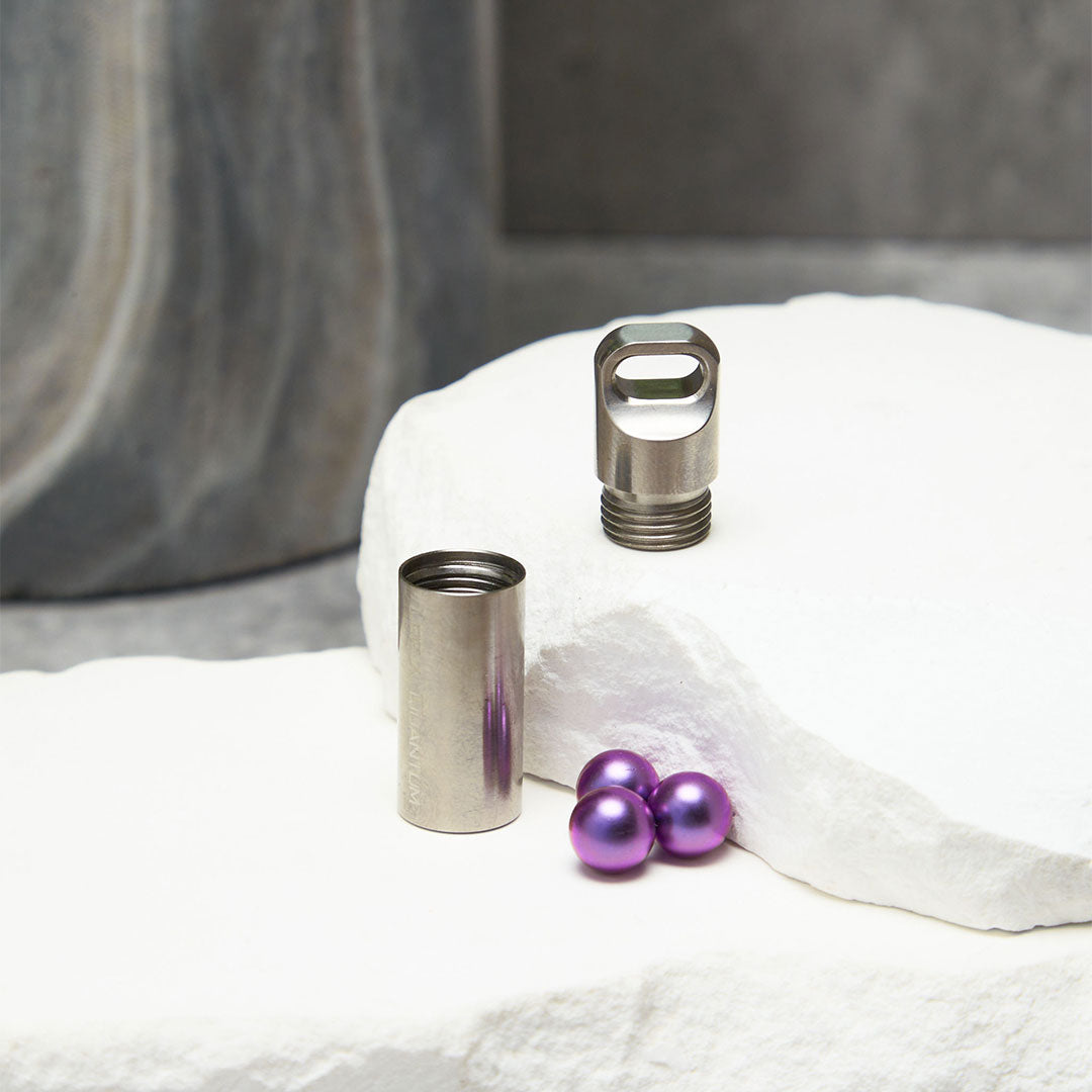 Leela Quantum H.E.A.L.® 360 Advanced Capsule Petite Titanium