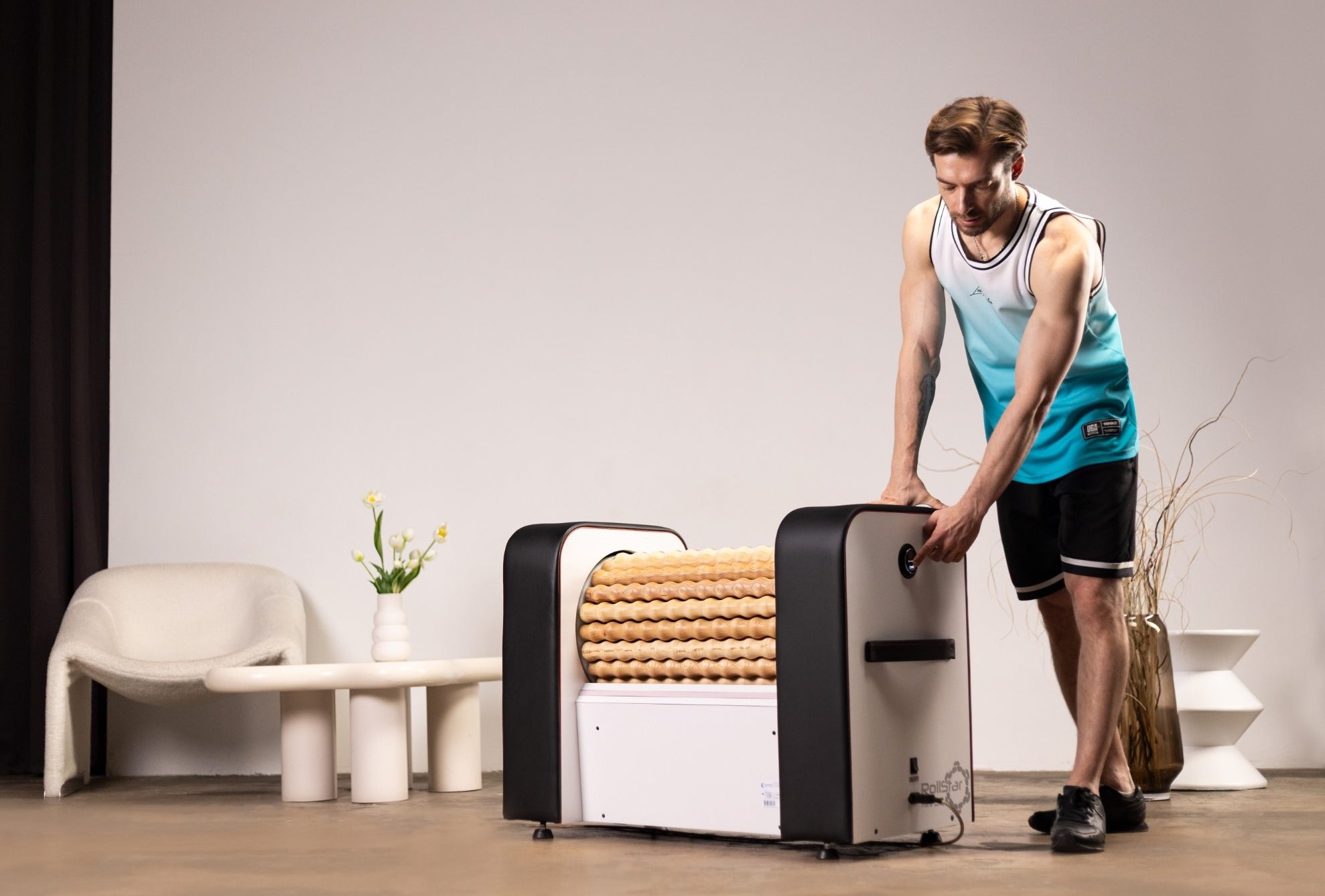 Cryonick Wellness Technology: RollStar Mini SQ Infrared Lymphatic Massage Roller