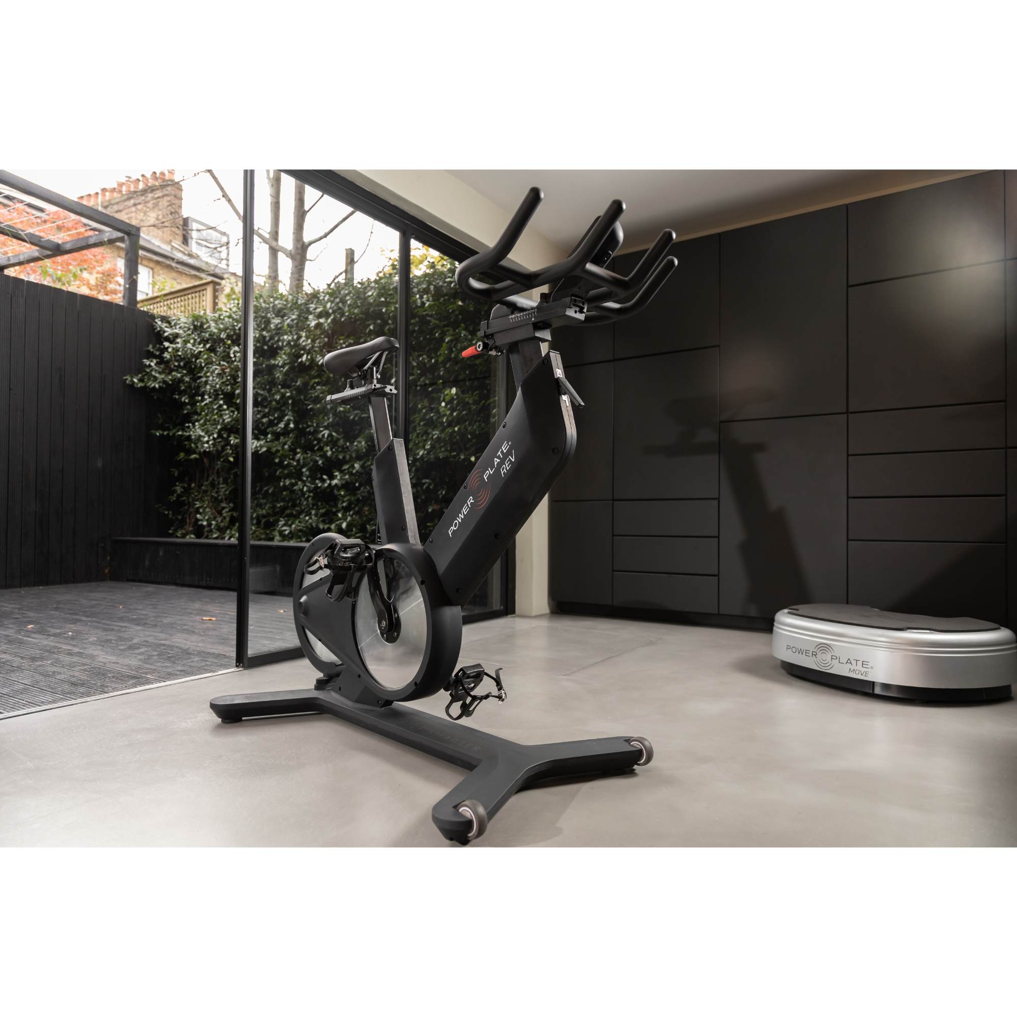 Power Plate: REV Exercise Bike